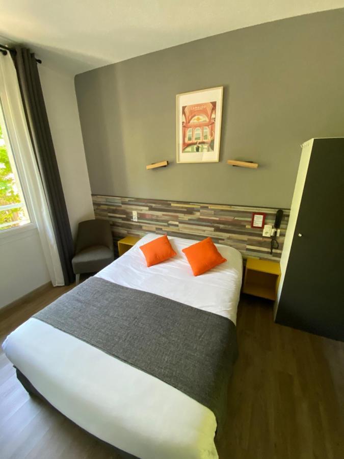 Rev Hotel Lamalou-les-Bains Exterior photo